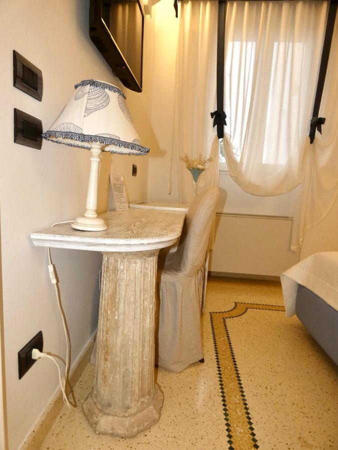 Palazzo Casto Relais Hotel Taviano  Eksteriør billede