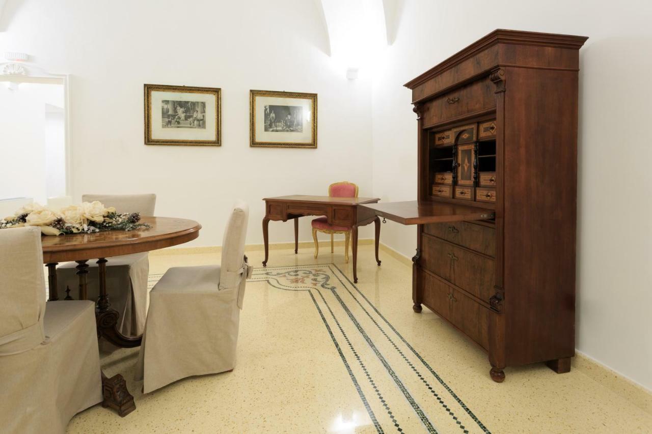 Palazzo Casto Relais Hotel Taviano  Eksteriør billede
