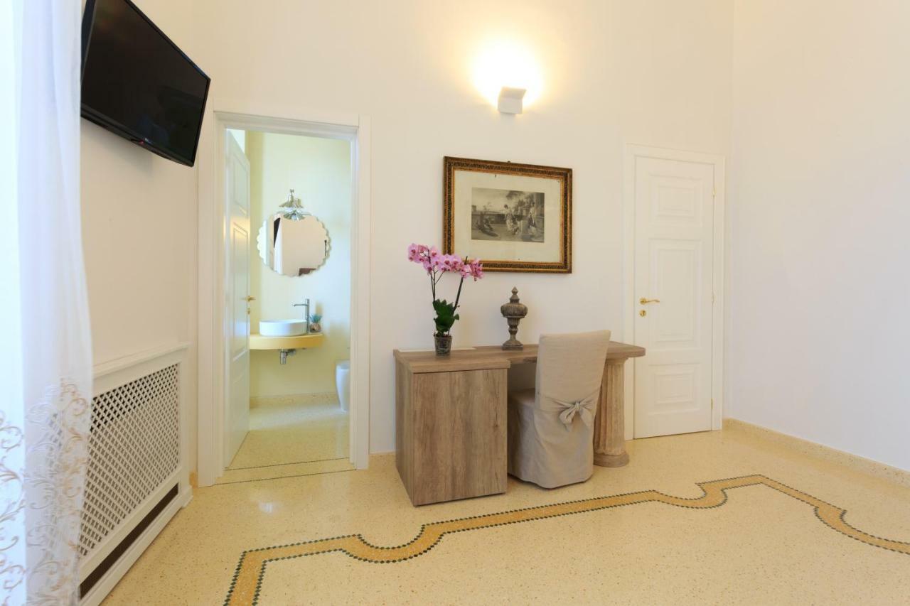 Palazzo Casto Relais Hotel Taviano  Eksteriør billede